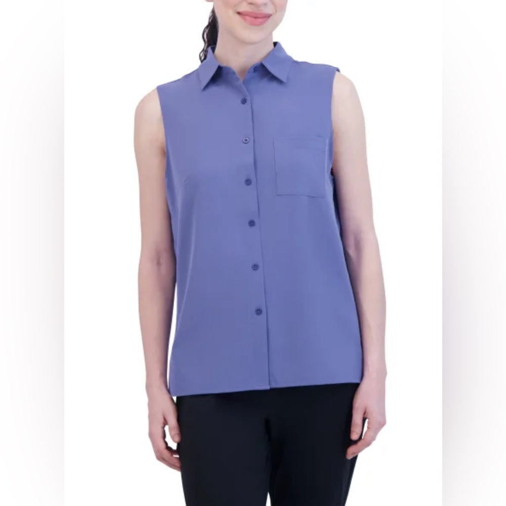 ✨NWOT Gaiam Sleeveless Button-Front Top✨